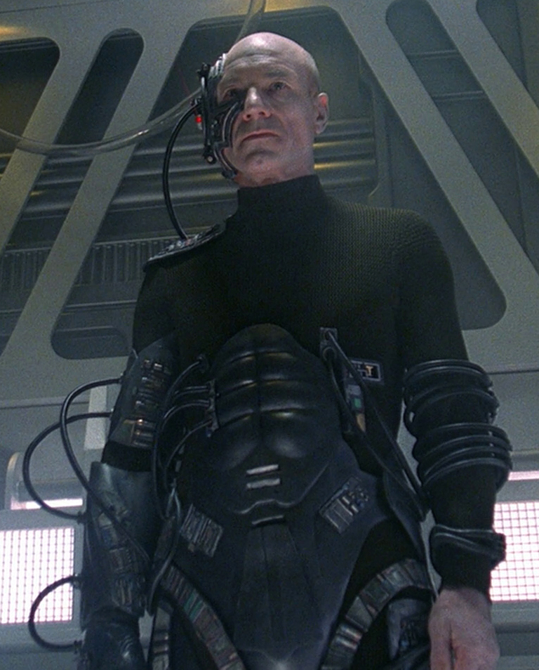 Locutus,_full_torso